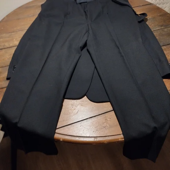 Men's Black Tuxedo/Suit